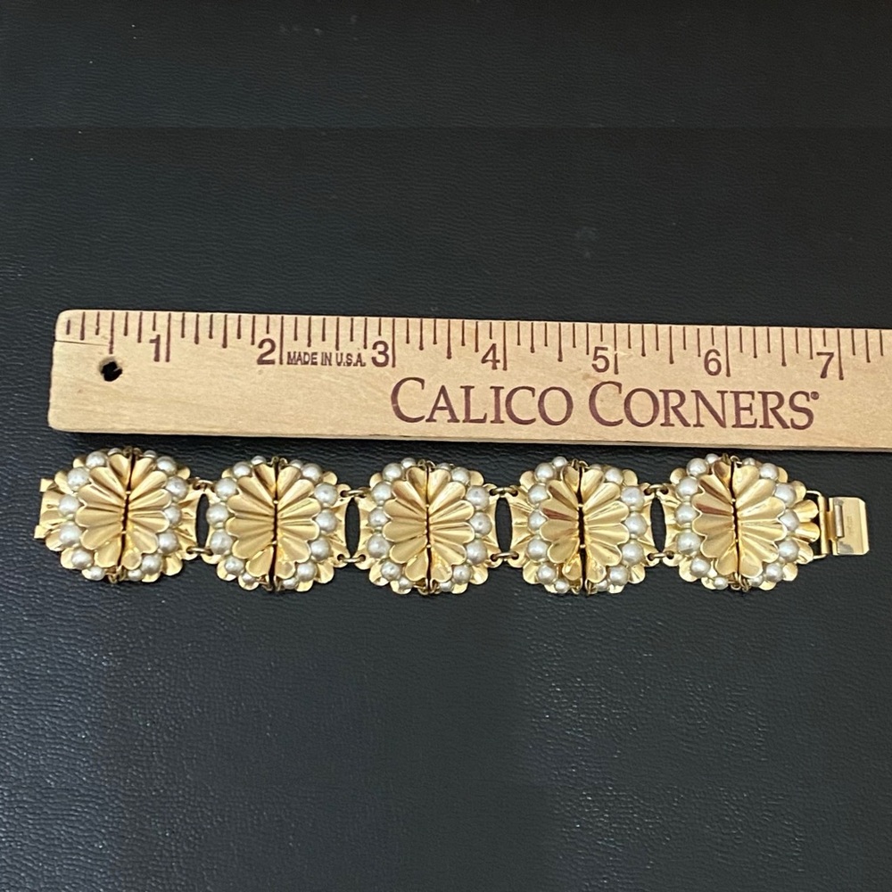 Vintage NAPIER Gold-tone Faux Pearl Flower Link Bracelet 40.2g - Picture 8 of 13